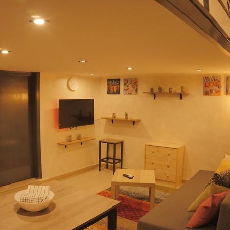 Casina A Pizzofalcone 93 Apartment Napoli Ngoại thất bức ảnh