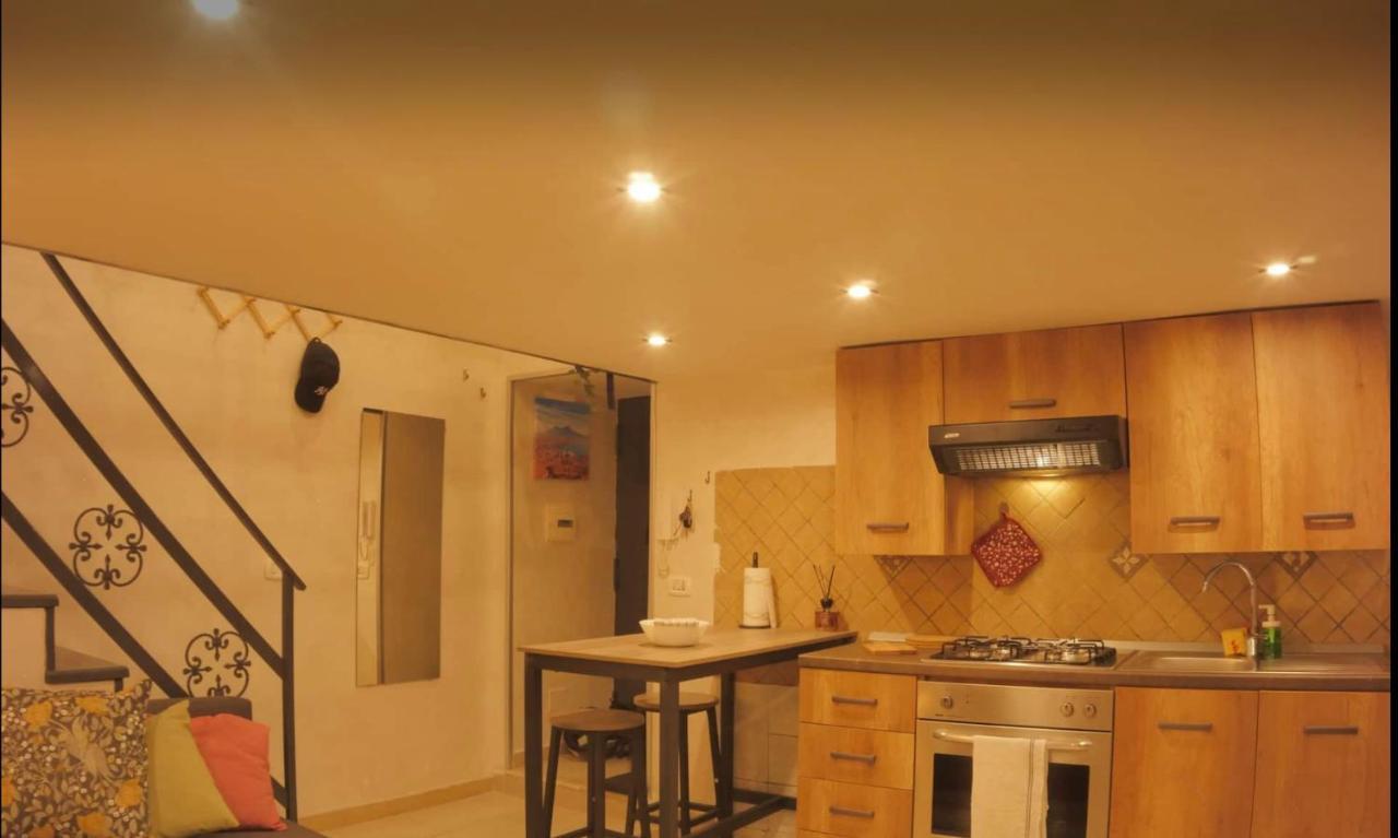 Casina A Pizzofalcone 93 Apartment Napoli Ngoại thất bức ảnh
