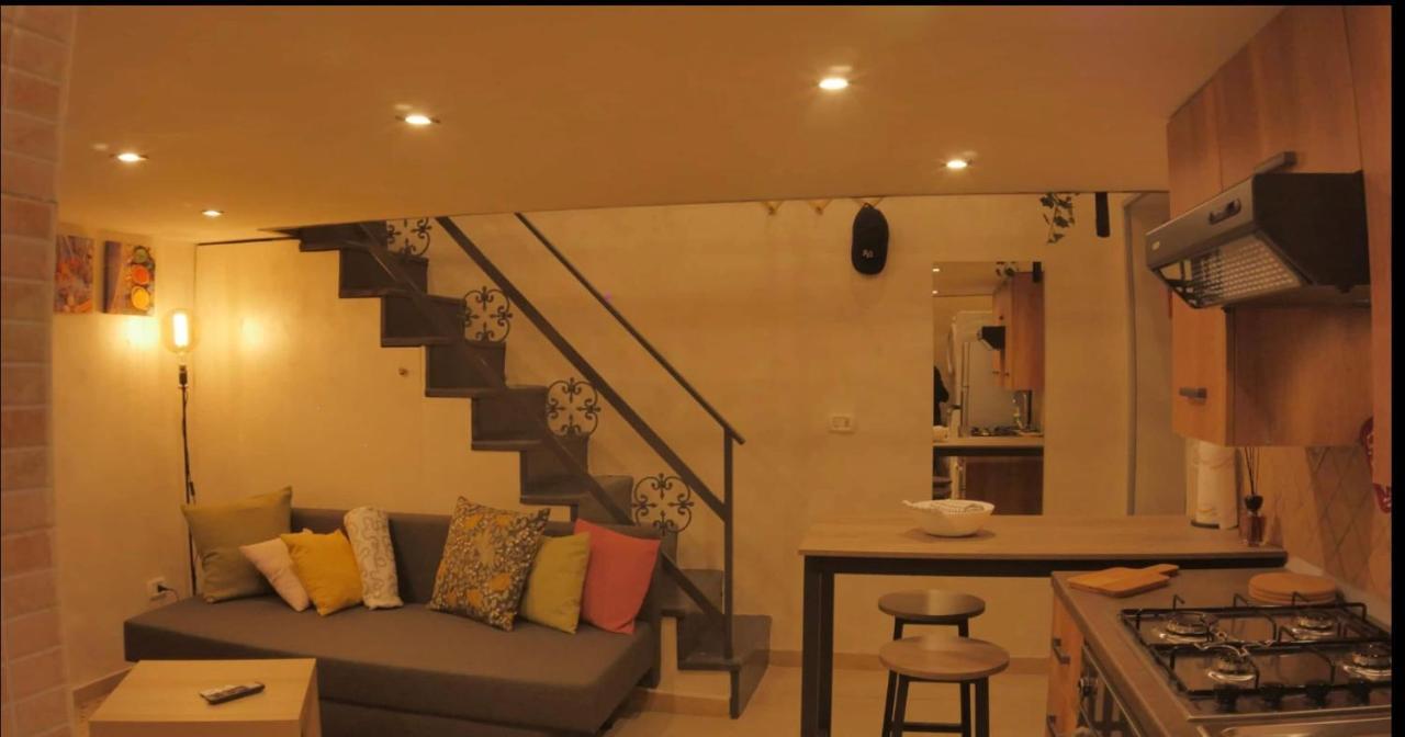 Casina A Pizzofalcone 93 Apartment Napoli Ngoại thất bức ảnh